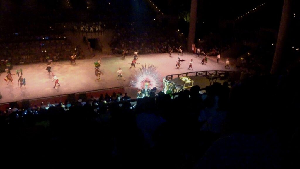 Шоу Мексика Спектакуляр Xcaret вечер огненный мяч