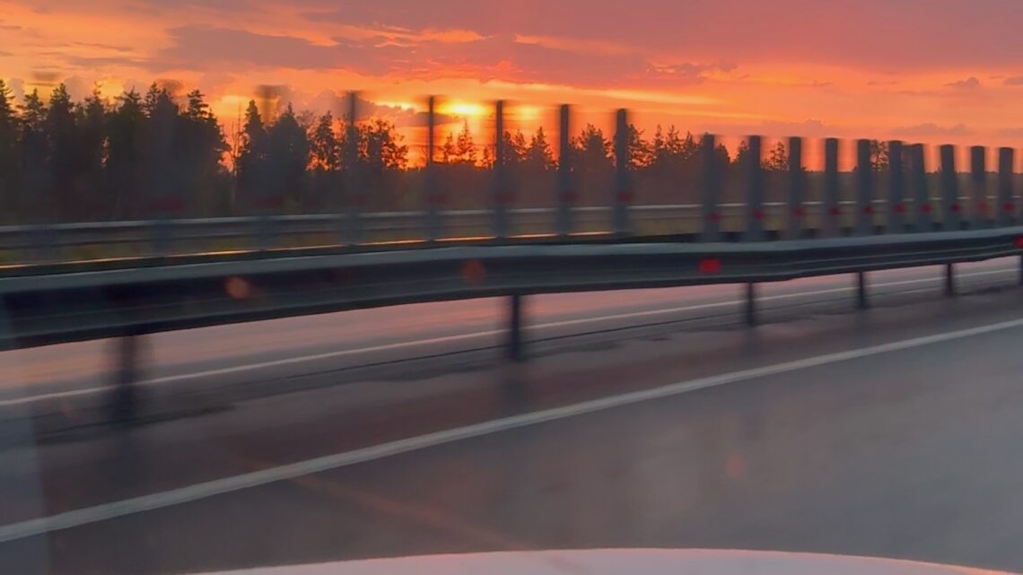 Чебоксары залив ночью, огни и отражения в воде