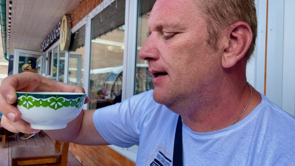 Кафе с татарской кухней в Старо-Татарской слободе, блюда и чай