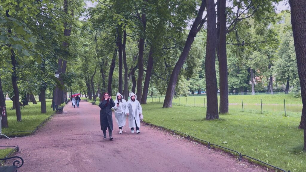 Парк в центре Санкт-Петербурга для спокойной прогулки